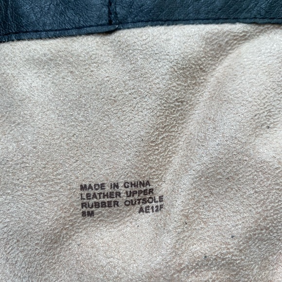 Michael Kors Suede boots with Faux snake skin platform heels - Picture 2 of 5